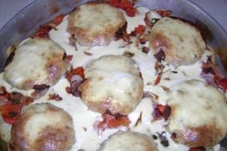 Μπιφτέκια ψευτογιαουρτλού