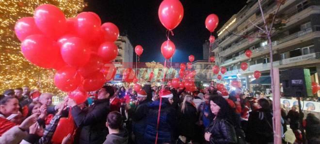 Εκατοντάδες Αγιοβασίληδες έτρεξαν στους δρόμους του Αγρινίου, στο 6o Santa Run (ΦΩΤΟ & ΒΙΝΤΕΟ)