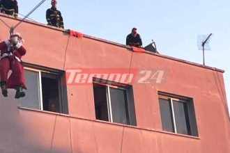 6η ΕΜΑΚ: Ο Άγιος Βασίλης ήρθε από ψηλά κι έφερε δώρα στα νοσηλευόμενα παιδιά του Καραμανδανείου - ΦΩΤΟ