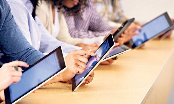 Το ΠΑΣΟΚ εκπαιδεύει τους εθελοντές του