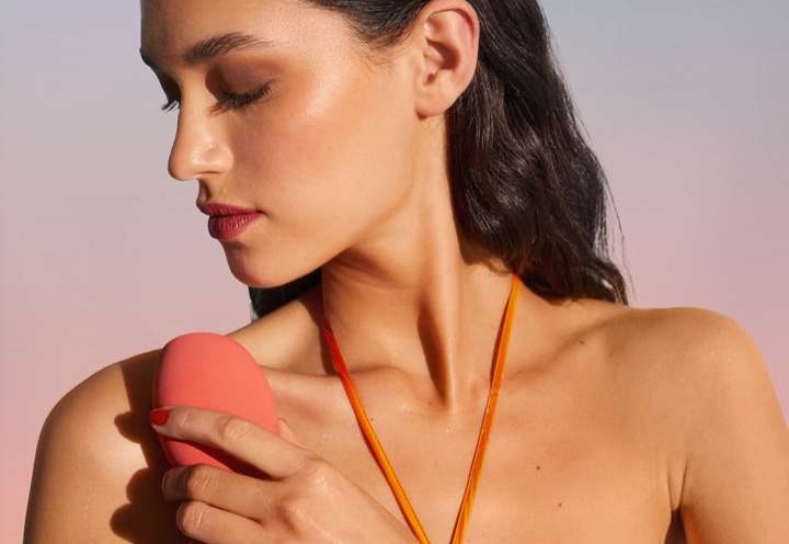 Γιατί είναι σημαντικό να εφαρμόζουμε κάθε υγρό προϊόν μακιγιάζ με το σφουγγαράκι;