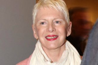 Ακρίτα για Μαργαρίτα Θεοδωράκη: Μόνο από το συρτάκι του Ζορμπά θα μπορούσαν να ζήσουνε τρεις γενιές