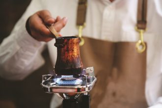 Τα μυστικά για τέλειο ελληνικό καφέ στο σπίτι