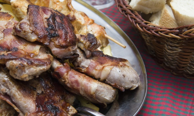 Πώς θα ρίξετε την χοληστερίνη μετά την κρεοφαγία