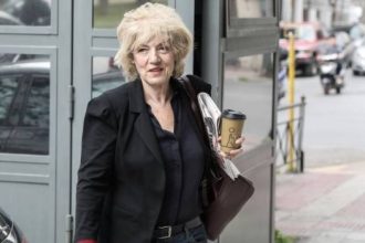 Σία Αναγνωστοπούλου: Καληνύχτα...