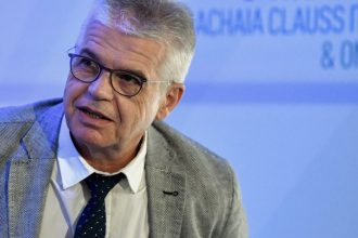 Χαράλαμπος Γώγος: Θα έρχεται στην Πάτρα ως "επισκέπτης καθηγητής"