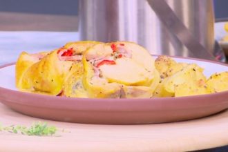 Γεμιστό ρολό κοτόπουλο