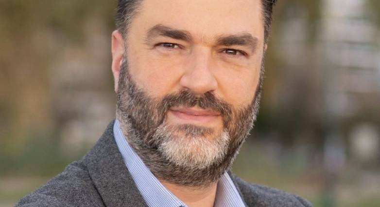 «Είμαστε για τα καρναβάλια (;)»