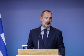 Ανδρέας Κατσανιώτης: Μήνυμα του αναπληρωτή ΥΦΥΠΕΞ για τις πανελλαδικές