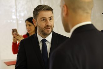 ΠΑΣΟΚ: Σταθεροποιείται αλλά δεν κλείνει η ψαλίδα με τη ΝΔ