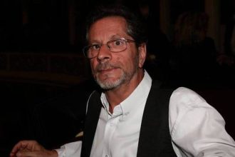 «Δημοτικό Θέατρο Απόλλων – Το στολίδι της Πάτρας"