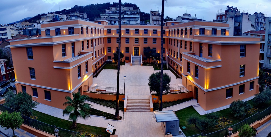 Ο Δήμαρχος Πατρέων υποδέχεται σήμερα όσους έζησαν το παλαιό Αρσάκειο