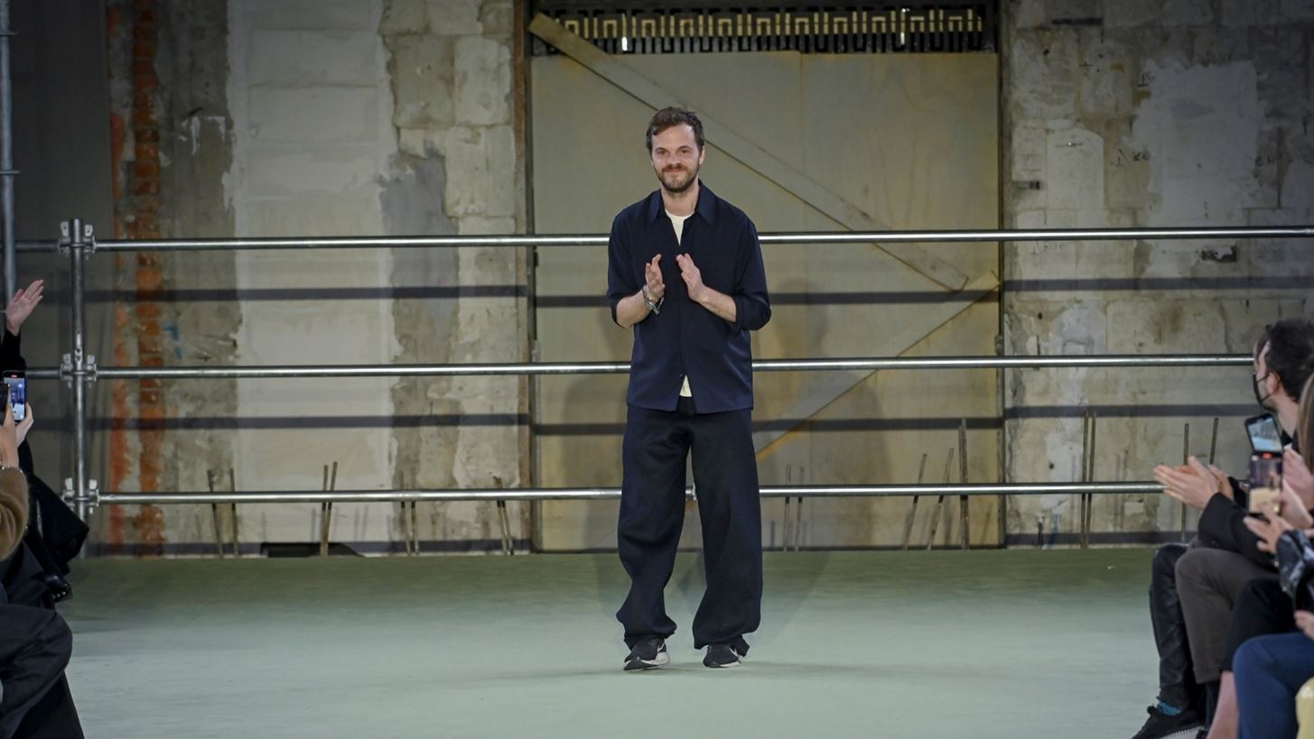 O Matthieu Blazy είναι ο νέος καλλιτεχνικός διευθυντής της Chanel