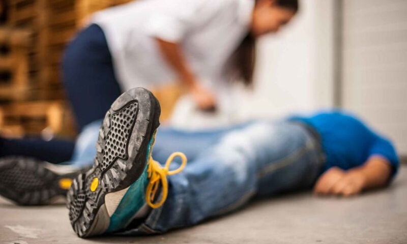 Λιποθυμία: 9 προειδοποιητικά σημάδια που πρέπει να γνωρίζετε