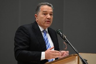 Ευχές του Κώστας Σβόλη στον Δήμαρχο για ταχεία ανάρρωση