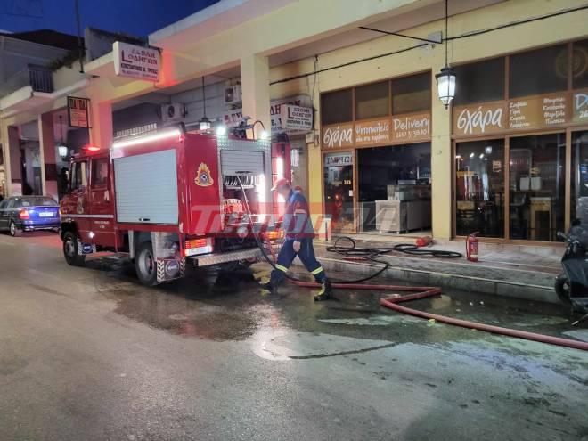 Πάτρα: Πυρκαγιά σε κατάστημα εστίασης στην Τριών Ναυάρχων - Ελέγχθηκε άμεσα από τους πυροσβέστες (ΦΩΤΟ & ΒΙΝΤΕΟ)
