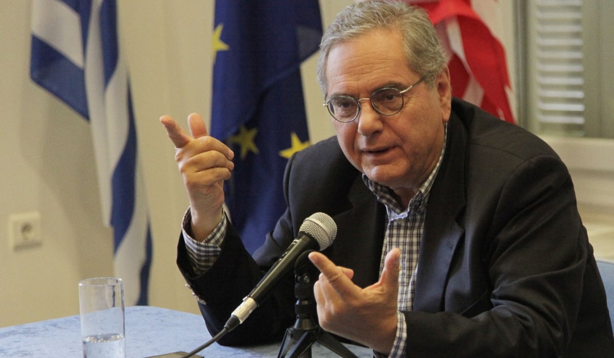 Πολιτική αποκάλυψη