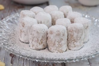 Νηστίσιμα αμυγδαλωτά