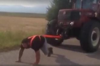 Ο Έλληνας αγρότης που τραβά τρακτέρ 6 τόνων -ΒΙΝΤΕΟ