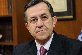 Με... γαϊδουράκι ο Νικολόπουλος στο Άγιο Όρος - ΔΕΙΤΕ ΦΩΤΟ