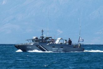 Τραγωδία στη Σάμο: Ναυάγιο με τέσσερις νεκρούς - Δύο γυναίκες και δύο παιδιά