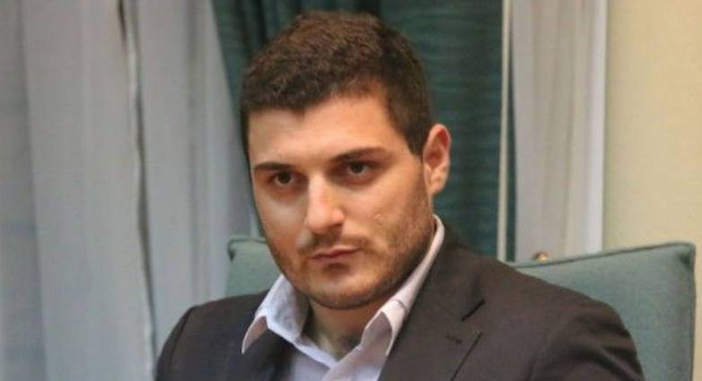 Μειώσεις μισθών 25% έχει ψηφίσει ήδη η κυβέρνηση