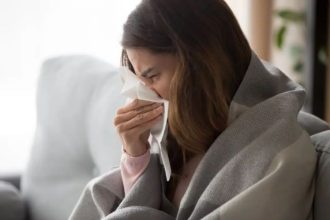 Πώς να γλυτώσετε τα κρυολογήματα το χειμώνα - 5 συμβουλές από γιατρούς