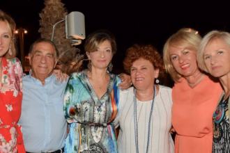 Στην Πάτρα Γιώργος και Έλενα Ντάβλα - ΦΩΤΟ