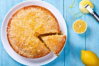 Κέικ με λεμόνι και καρύδα