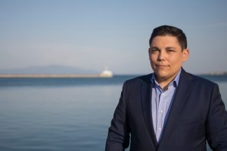 Γιάννης Μπουρνούς – Θετικός στον κορονοϊό ο βουλευτής του ΣΥΡΙΖΑ