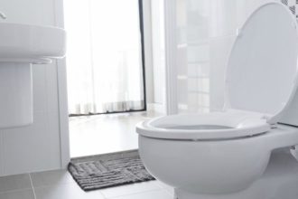 Πώς να ξεβουλώσετε πανεύκολα μια πολύ...βουλωμένη τουαλέτα