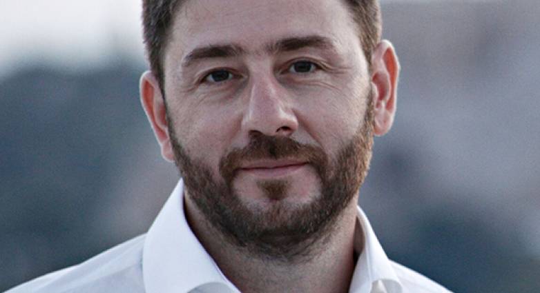 Δυσάρεστο οικογενειακό τραπέζι