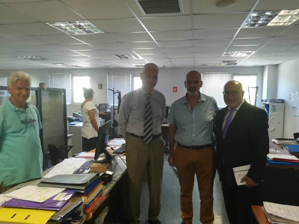 Επίσκεψη στους εργαζόμενους