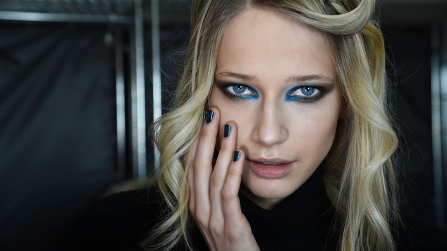 Ο τρόπος για να διώξεις τουλάχιστον 3 χρόνια από το πρόσωπο σου