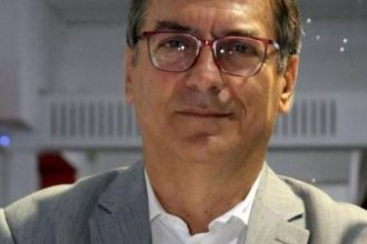 Γιατί ο Αλέξανδρος Χρυσανθακόπουλος "τα βάζει" με Εκπολιτιστικούς Συλλόγους