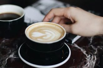 Αλτσχάιμερ: Η καφεΐνη ευεργετική για την επιβράδυνση της νόσου