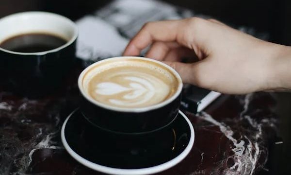 Αλτσχάιμερ: Η καφεΐνη ευεργετική για την επιβράδυνση της νόσου