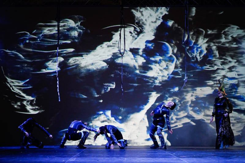 Πάτρα: Λίγες ώρες πριν την έναρξη της μεγάλης γιορτής - Φωτογραφίες από την τελική πρόβα της έναρξης