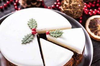 Η Ένωση Συλλόγων Γονέων και Κηδεμόνων Πάτρας κόβει Βασιλόπιτα