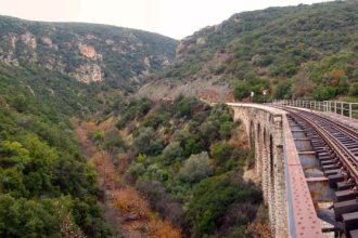 Σαρωτικό… ρεκτιφιέ από ιδιώτες στο παραπαίον σιδηροδρομικό δίκτυο της Ελλάδας: Έρχεται και ανακαίνιση σταθμών
