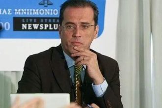 Απλή και άδολη…με δόλια μέσα