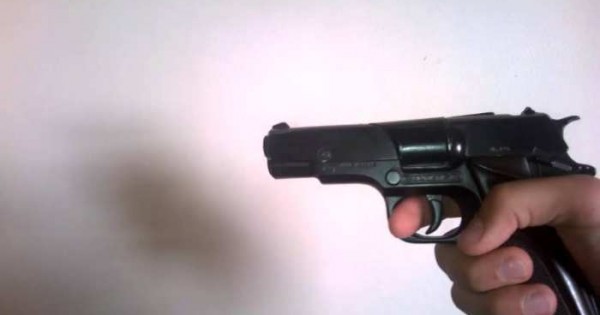 Οι μπράβοι δεν υπάρχουν πια, αλλά το "μπραβιλίκι ζει και οδηγεί"