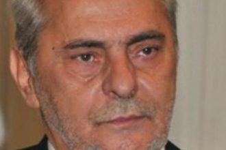 ...παραλληλισμοί....!!!