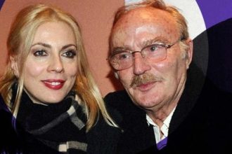 Σμαράγδα Καρύδη για την απώλεια του πατέρα της: «Δεν αντέχεται»