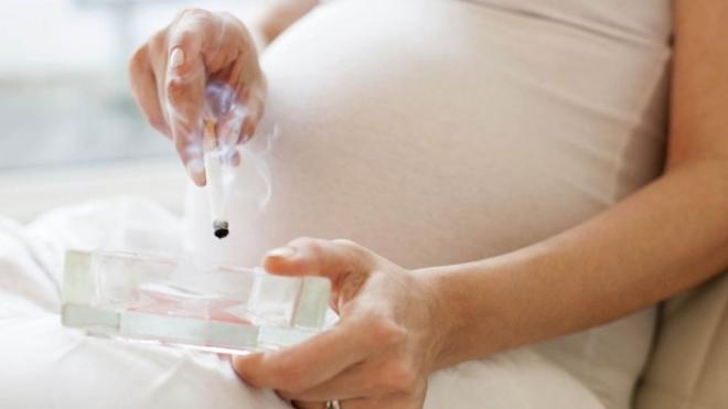 Μελέτη σοκ για το κάπνισμα κατά τη διάρκεια της κύησης