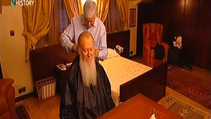 Ο κουρέας αδελφός του Οικουμενικού Πατριάρχη- ΒΙΝΤΕΟ