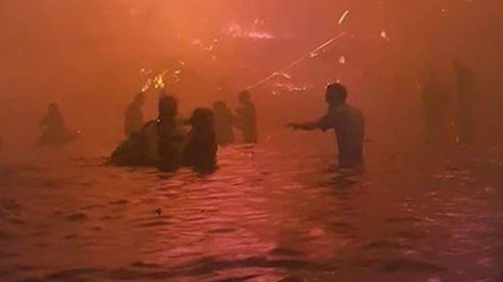 H συγκλονιστική ΦΩΤΟΓΡΑΦΙΑ που αποτυπώνει την κόλαση της πύρινης λαίλαπας