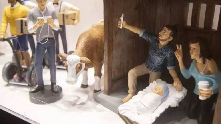 Η... χίπστερ φάτνη που έγινε viral - ΒΙΝΤΕΟ