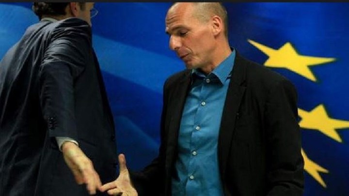 Ο Βαρουφάκης γιορτάζει την επέτειο της... χειραψίας με τον Ντάισελμπλουμ - ΦΩΤΟ