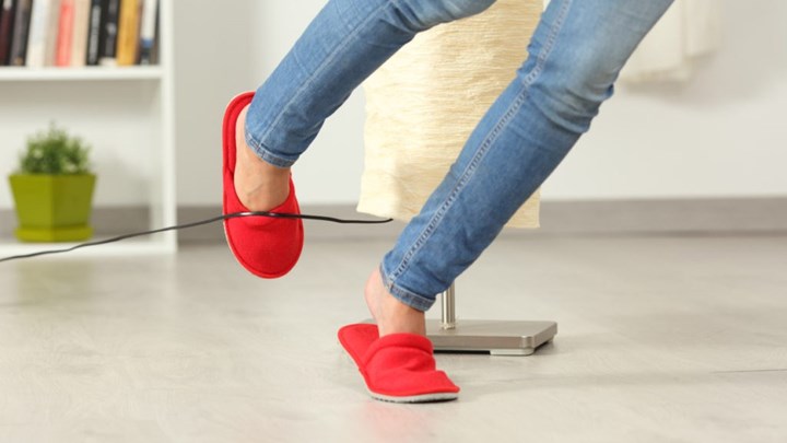 4 έξυπνοι τρόποι για να κρύψετε τα καλώδια των συσκευών σας